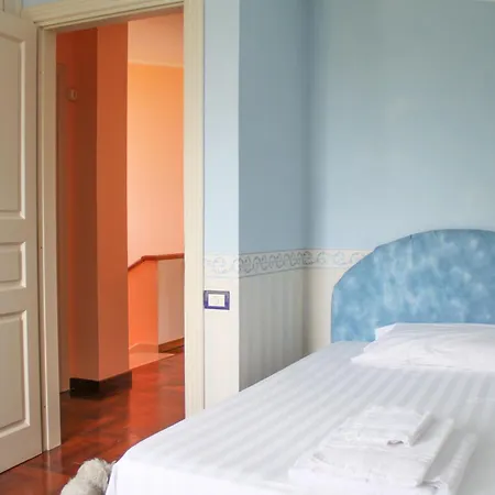 Frühstückspension Boteroom Relais 3*